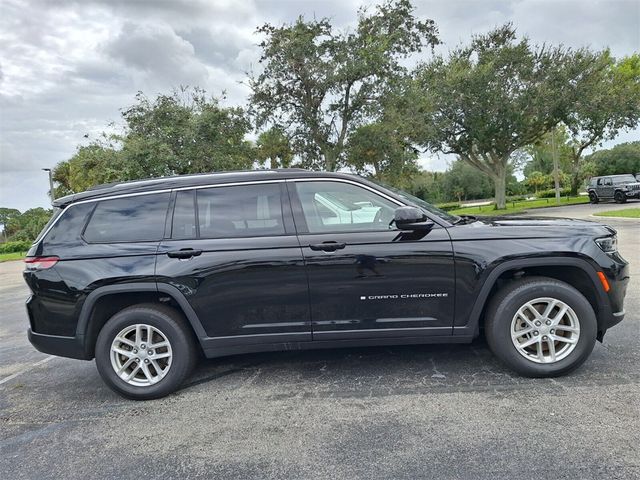 2022 Jeep Grand Cherokee L Laredo