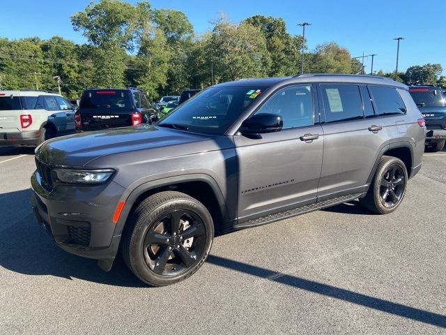 2022 Jeep Grand Cherokee L Altitude