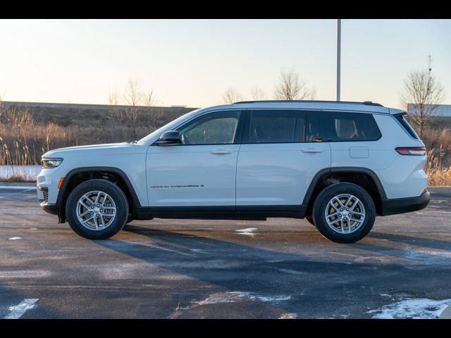 2022 Jeep Grand Cherokee L Laredo