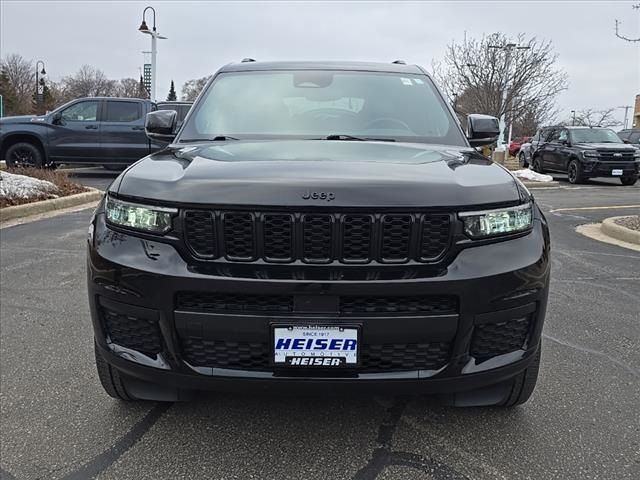 2022 Jeep Grand Cherokee L Altitude