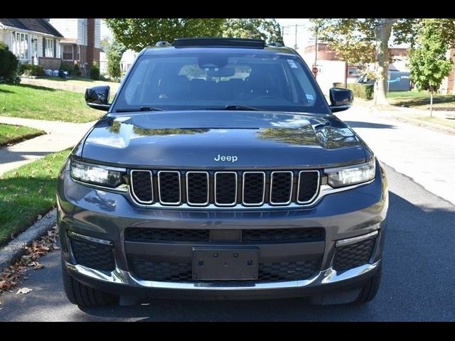 2022 Jeep Grand Cherokee L Laredo