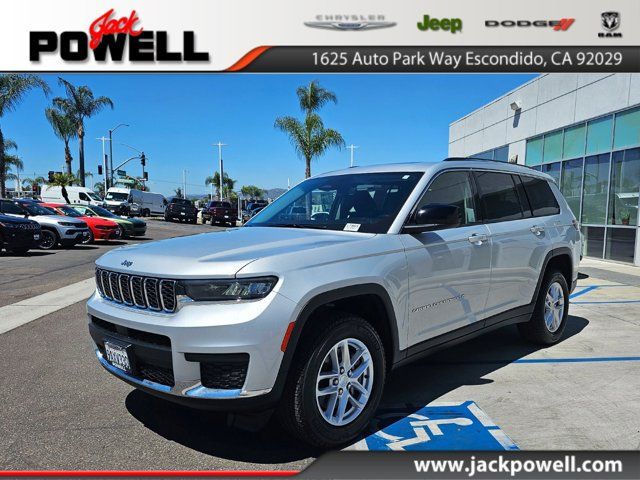 2022 Jeep Grand Cherokee L Laredo