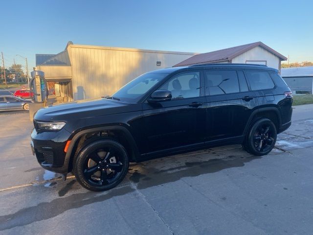 2022 Jeep Grand Cherokee L Altitude