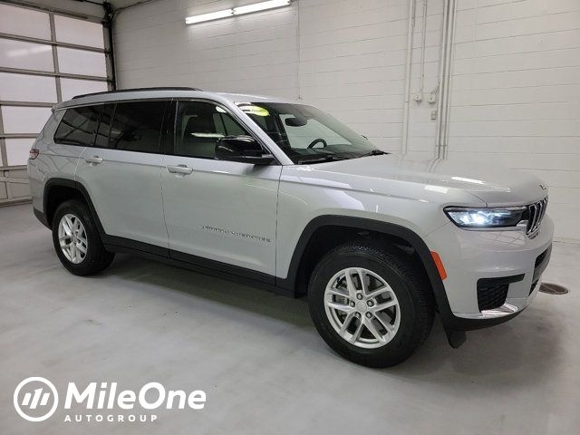 2022 Jeep Grand Cherokee L Laredo