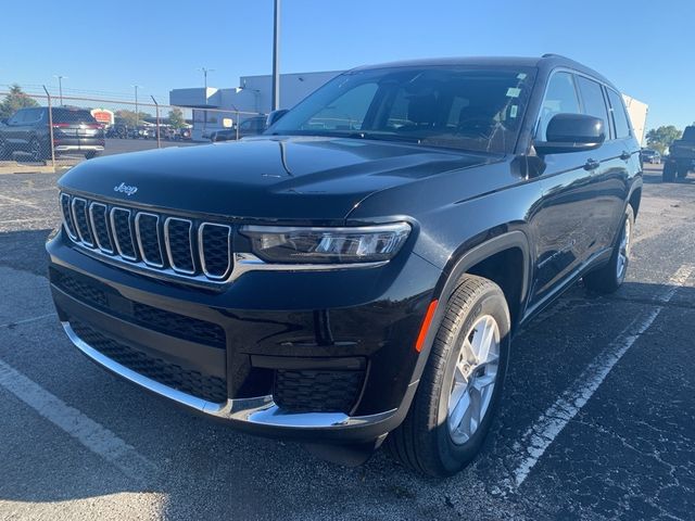 2022 Jeep Grand Cherokee L Laredo