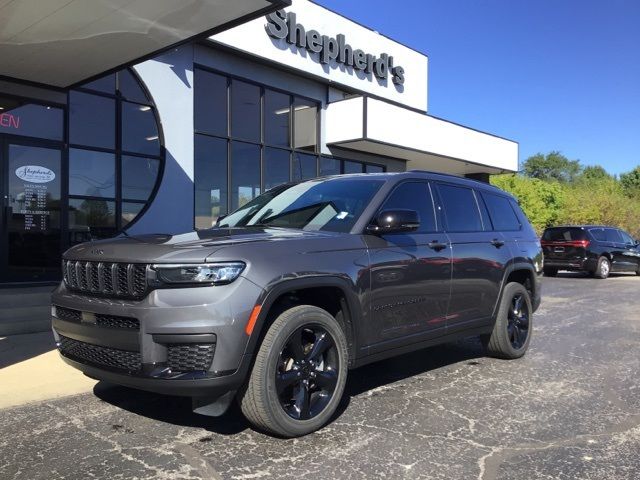 2022 Jeep Grand Cherokee L Altitude