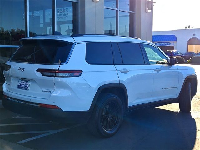 2022 Jeep Grand Cherokee L Laredo