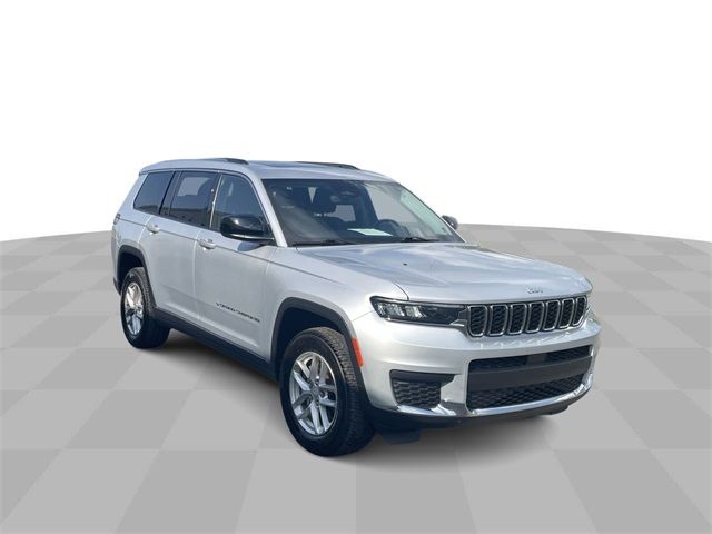 2022 Jeep Grand Cherokee L Laredo