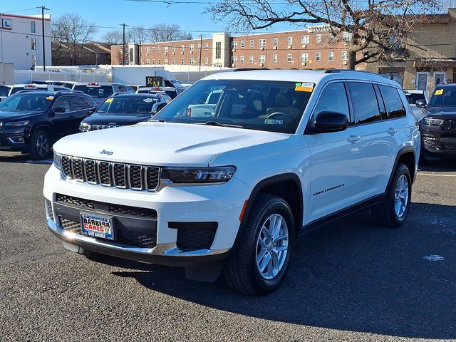 2022 Jeep Grand Cherokee L Laredo