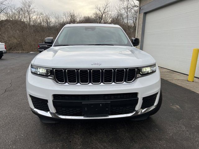 2022 Jeep Grand Cherokee L Laredo