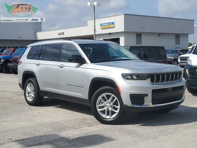 2022 Jeep Grand Cherokee L Laredo