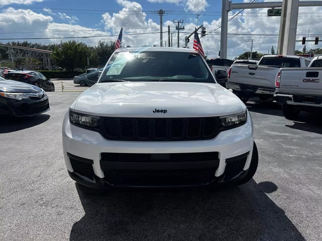 2022 Jeep Grand Cherokee L Altitude