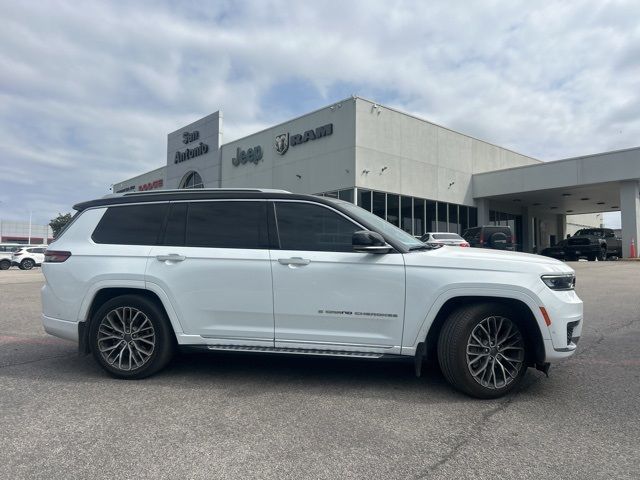 2022 Jeep Grand Cherokee L Summit Reserve