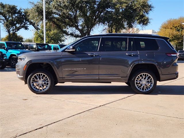 2022 Jeep Grand Cherokee L Summit