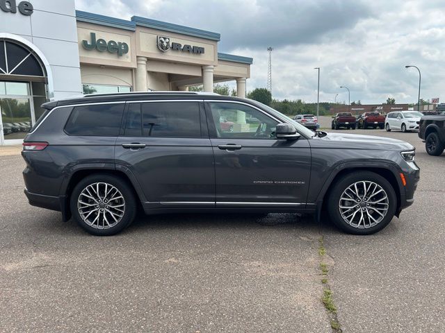 2022 Jeep Grand Cherokee L Summit