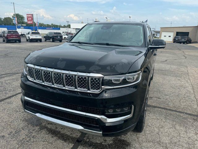 2022 Jeep Grand Wagoneer Series II