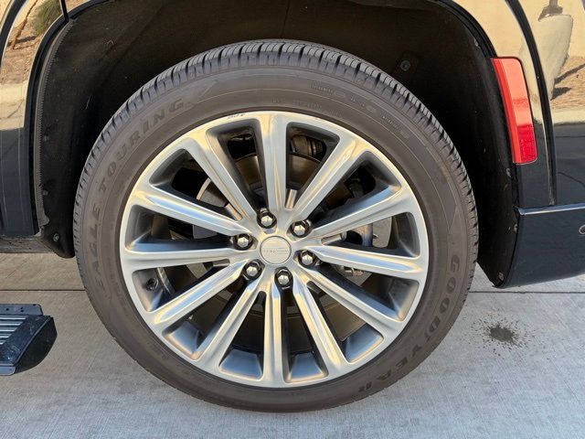 2022 Jeep Grand Wagoneer Series II