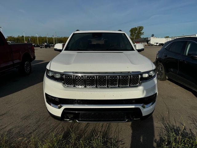 2022 Jeep Grand Wagoneer Series III