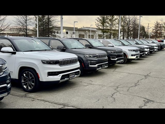2022 Jeep Grand Wagoneer Series III
