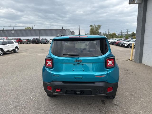 2022 Jeep Renegade Trailhawk