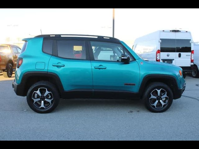 2022 Jeep Renegade Trailhawk