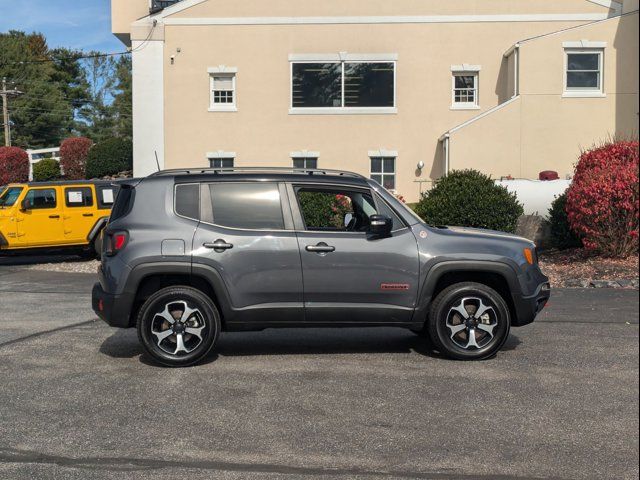 2022 Jeep Renegade Trailhawk