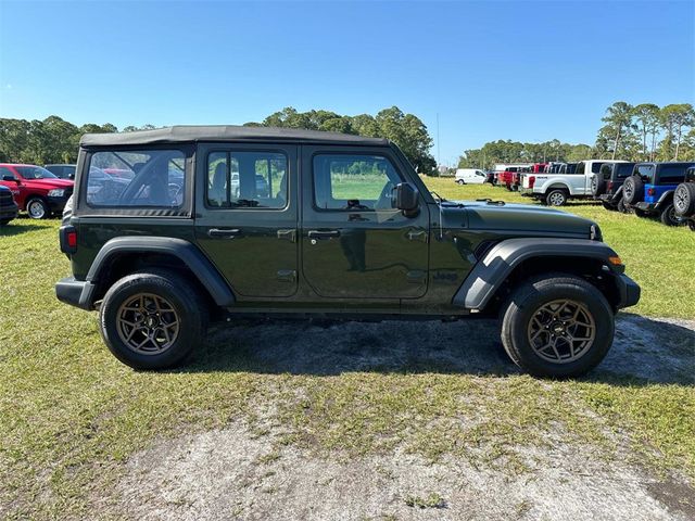 2022 Jeep Wrangler Unlimited Sport