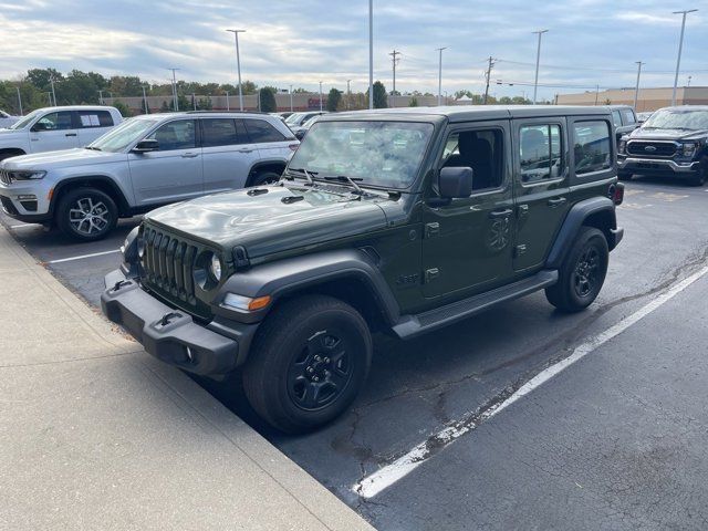 2022 Jeep Wrangler Unlimited Sport