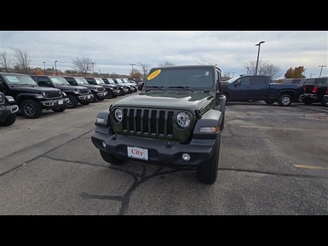 2022 Jeep Wrangler Unlimited Sport Altitude