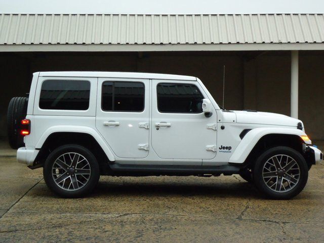 2022 Jeep Wrangler 4xe Unlimited Sahara High Altitude