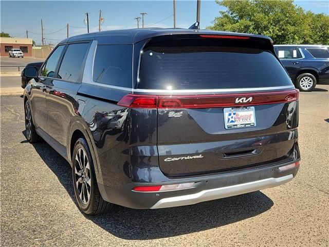 2022 Kia Carnival EX