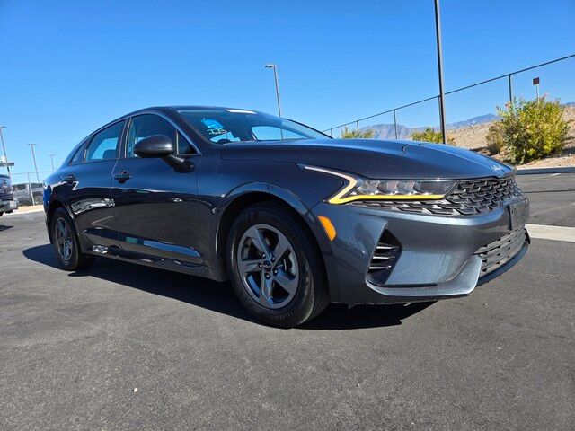 2022 Kia K5 LXS