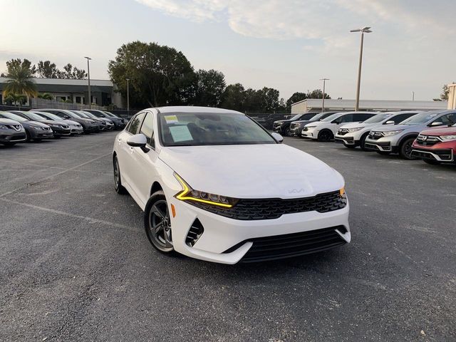 2022 Kia K5 LX