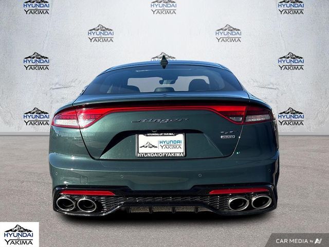 2022 Kia Stinger GT1