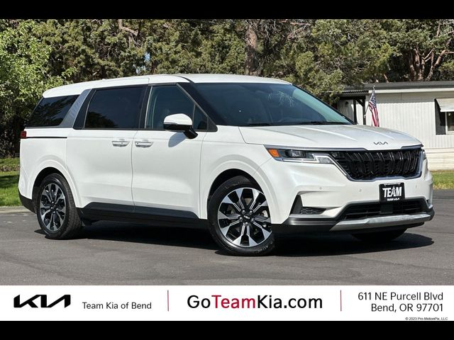 2022 Kia Carnival EX