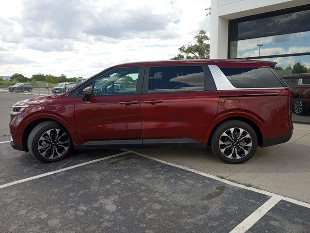 2022 Kia Carnival EX