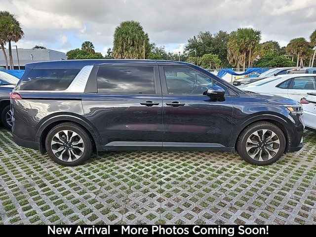 2022 Kia Carnival EX