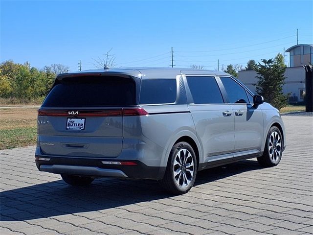 2022 Kia Carnival EX