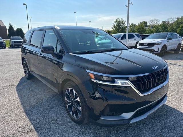 2022 Kia Carnival EX