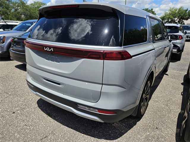 2022 Kia Carnival EX