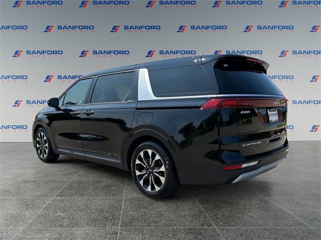 2022 Kia Carnival EX