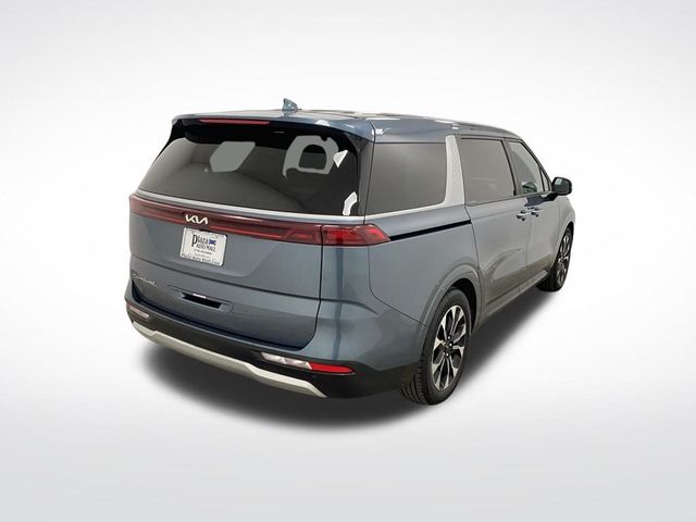 2022 Kia Carnival EX