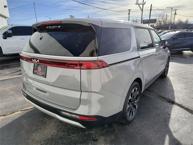 2022 Kia Carnival EX