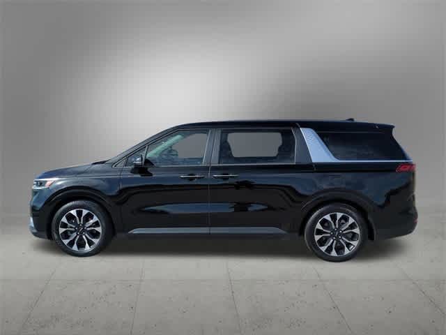 2022 Kia Carnival EX