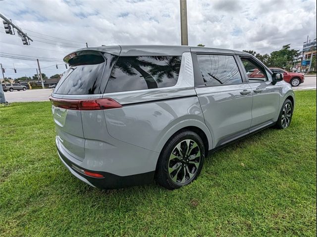 2022 Kia Carnival EX