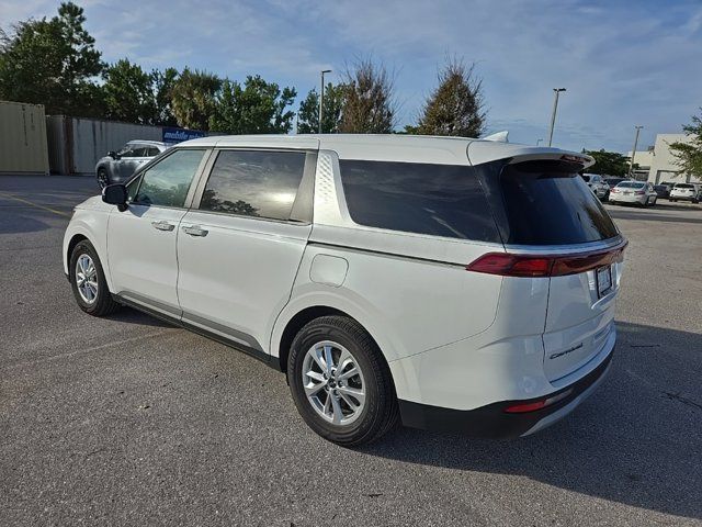 2022 Kia Carnival LX