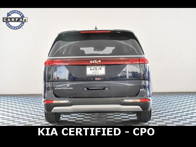 2022 Kia Carnival LX