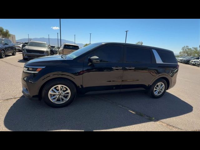 2022 Kia Carnival LXS