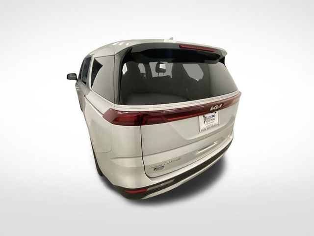 2022 Kia Carnival LX