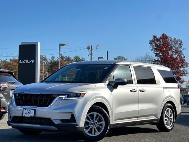 2022 Kia Carnival LX